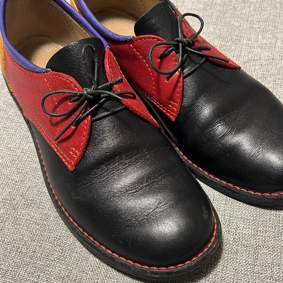 Biltrite Leather Women’s Loafers - Picture 6 of 8